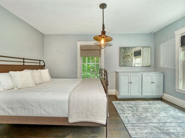 20 Grove Pl, Winchester MA 01890