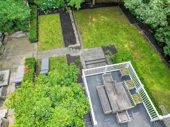 20 Grove Pl, Winchester MA 01890