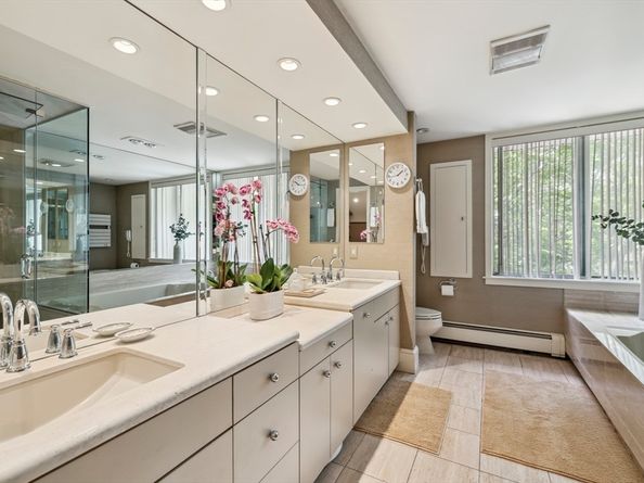 206 Allandale Road 3C, Boston MA 02467