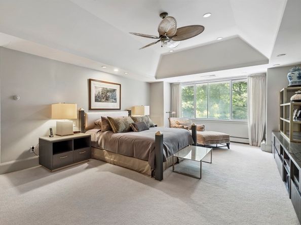 206 Allandale Road 3C, Boston MA 02467