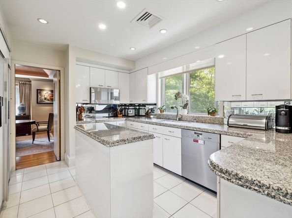 206 Allandale Road 3C, Boston MA 02467