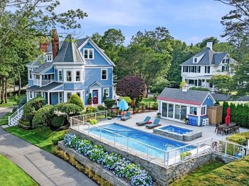 179 Beach Bluff Ave