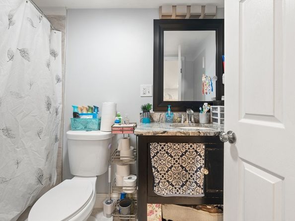 38-1/2 Ellsworth Rd, Peabody MA 01960