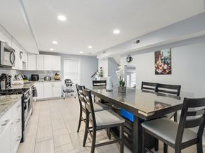 38-1/2 Ellsworth Rd, Peabody MA 01960