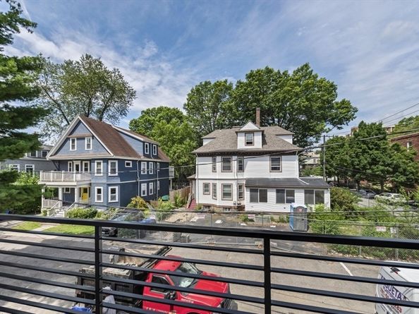 24 Auburn 2, Brookline MA 02446