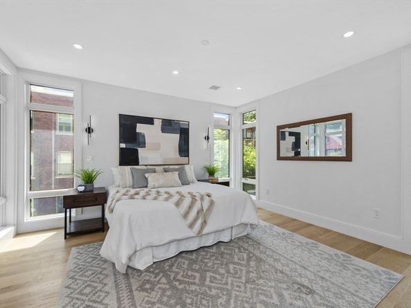 24 Auburn 2, Brookline MA 02446