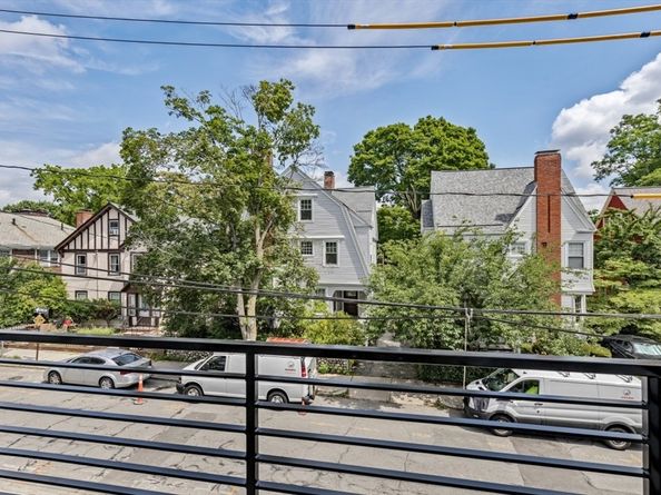 24 Auburn 2, Brookline MA 02446