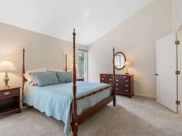 98 Mill Pond 98, North Andover MA 01845