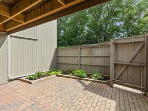 98 Mill Pond 98, North Andover MA 01845