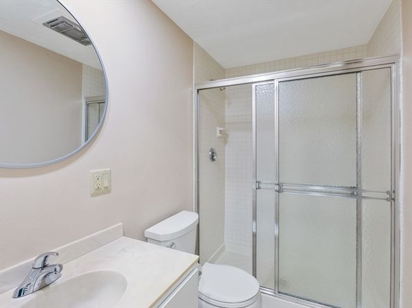 98 Mill Pond 98, North Andover MA 01845