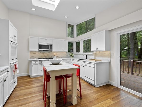 10 Partridge Road, Lexington MA 02420