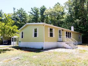 3-9 South Meadow Village, Carver MA 02330