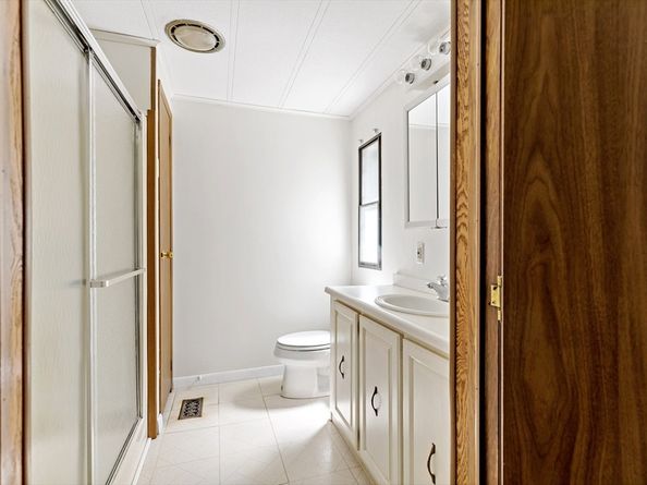 3-9 South Meadow Village, Carver MA 02330