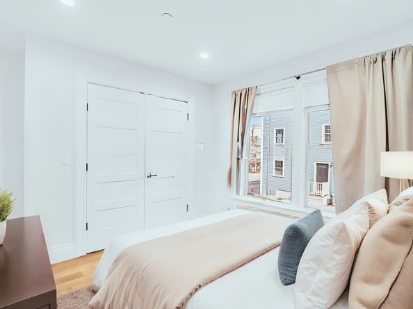 56 Belmont St 1, Boston MA 02129