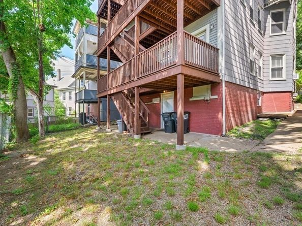 456 Medford St 3, Somerville MA 02145