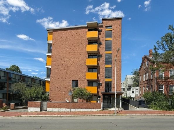 345 Harvard St 1F, Cambridge MA 02138