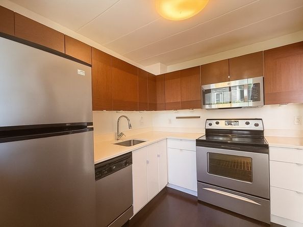 345 Harvard St 1F, Cambridge MA 02138