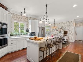 2 Country Way, Hopkinton MA 01748