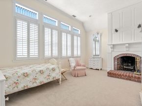 2 Country Way, Hopkinton MA 01748