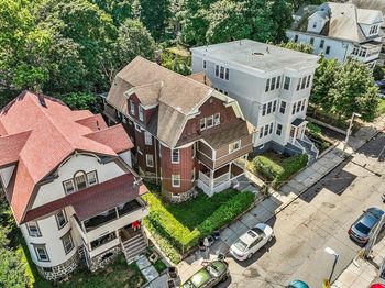 27 Brinsley St