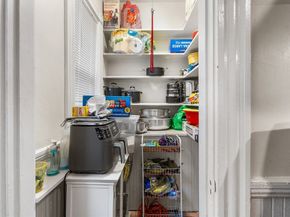27 Brinsley St, Boston MA 02121
