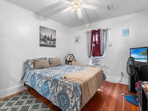 27 Brinsley St, Boston MA 02121