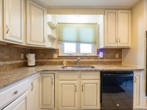 110 Cobblestone Lane, Bridgewater MA 02324