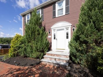 110 Cobblestone Lane