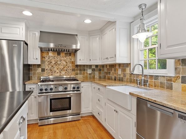 159 West Bare Hill Rd, Harvard MA 01451