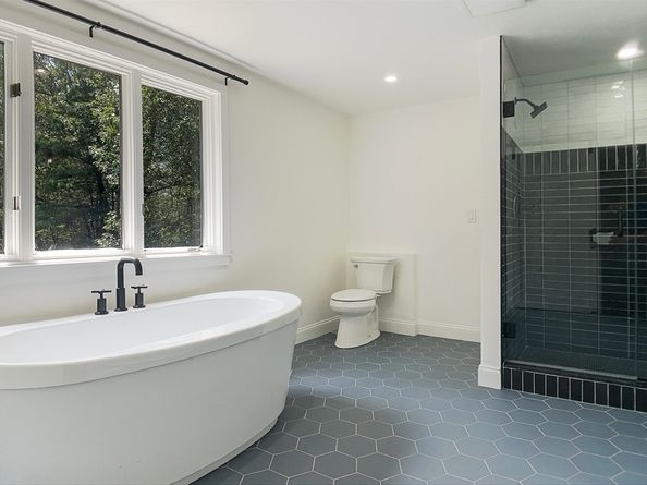 66 Patten Rd, Westford MA 01886