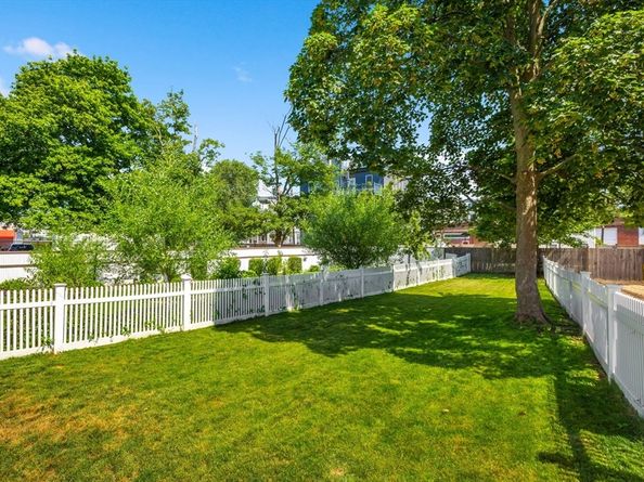 136 Pauline St, Winthrop MA 02152