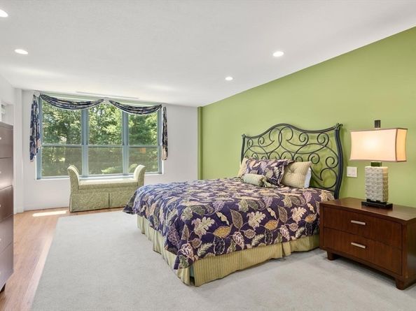 210 Nahanton Street 404, Newton MA 02459
