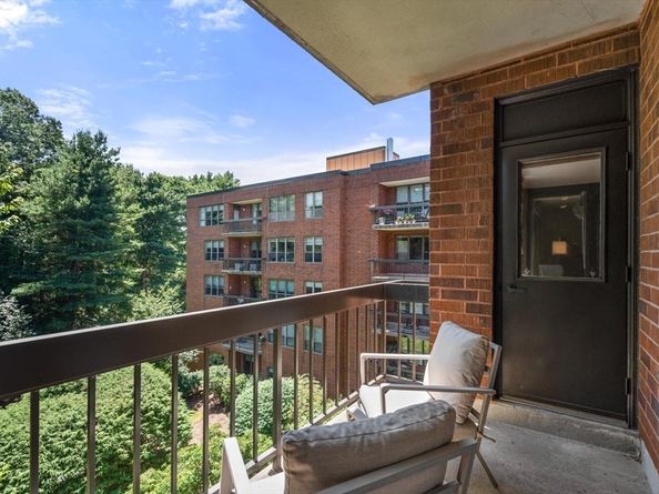 210 Nahanton Street 404, Newton MA 02459