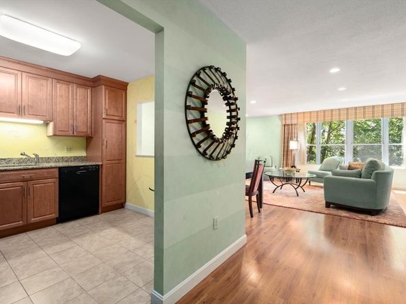 210 Nahanton Street 404, Newton MA 02459