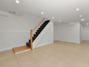 183 L St 1, Boston MA 02127