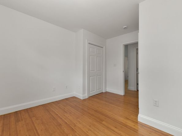 183 L St 1, Boston MA 02127