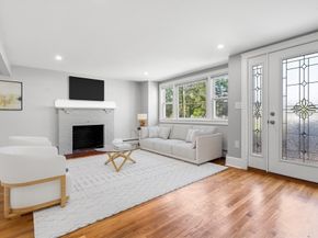 212 Cambridge Rd, Woburn MA 01801
