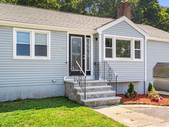 212 Cambridge Rd, Woburn MA 01801
