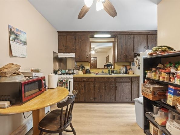 15 Vine Ave, Quincy MA 02169