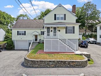 15 Vine Ave