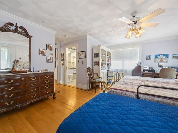 15 Vine Ave, Quincy MA 02169