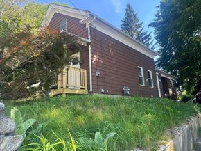48 Lake St, Webster MA 01570