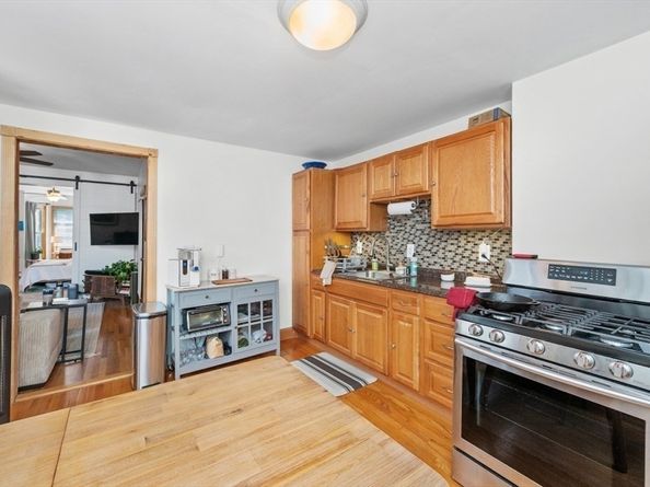 13 Gates St, Boston MA 02127