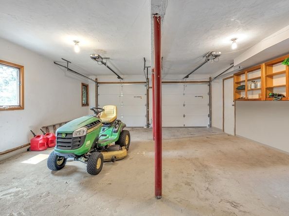 9 Stony Brook Rd, Westford MA 01886