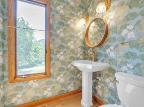 9 Stony Brook Rd, Westford MA 01886