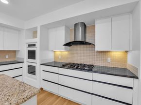 9 Stony Brook Rd, Westford MA 01886