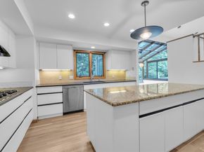 9 Stony Brook Rd, Westford MA 01886