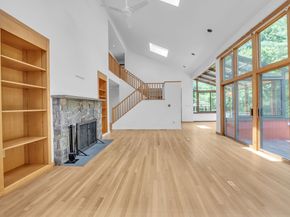 9 Stony Brook Rd, Westford MA 01886