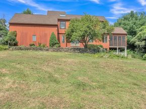 9 Stony Brook Rd, Westford MA 01886