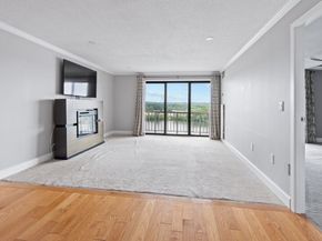 65 Lake Ave 831, Worcester MA 01604
